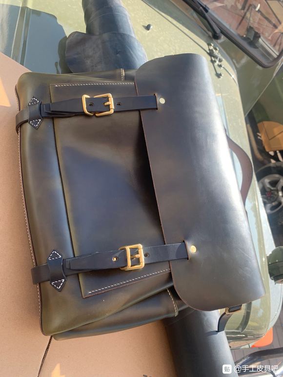 霍尔文cxl邮差包-2.jpg