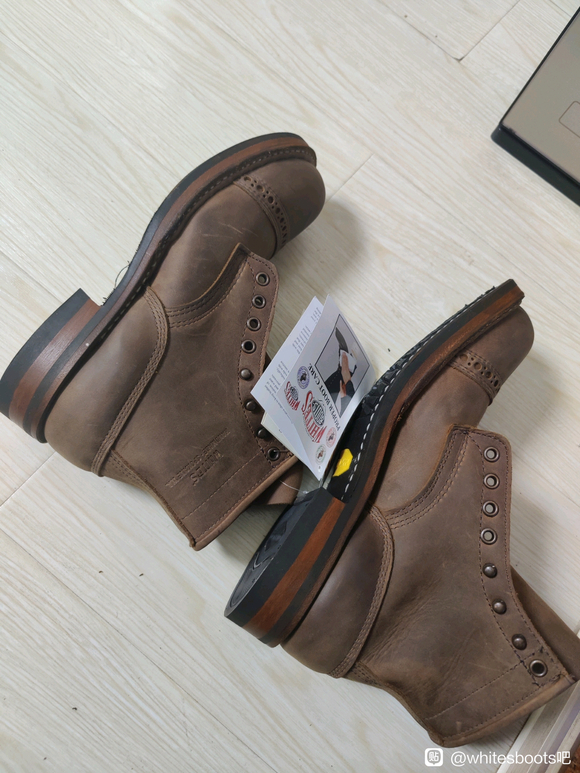 原色油皮的小白真到了，SMOKE JUMPER尺码：7.5-3.jpg