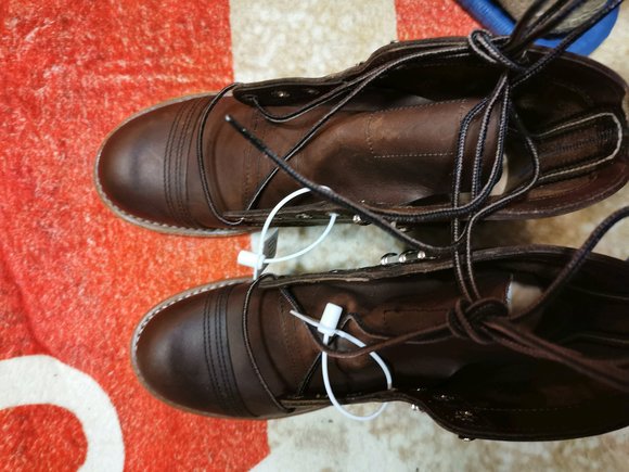 第二双红翼 双十一的 8111到货 还算满意 比想象的颜色深-5.jpg