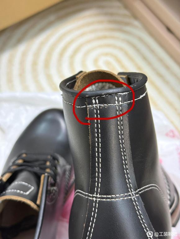 老哥们头一次买工装靴，这种算瑕疵吗-2.jpg