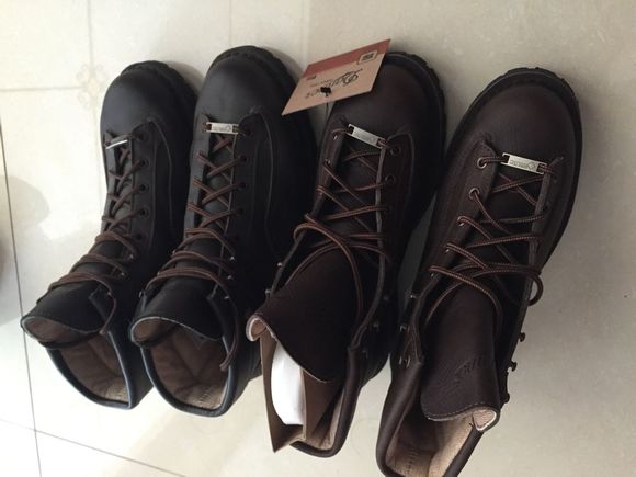 借贵地出一双刚到的danner33020 出了买redwing 内附10061合照-8.jpg
